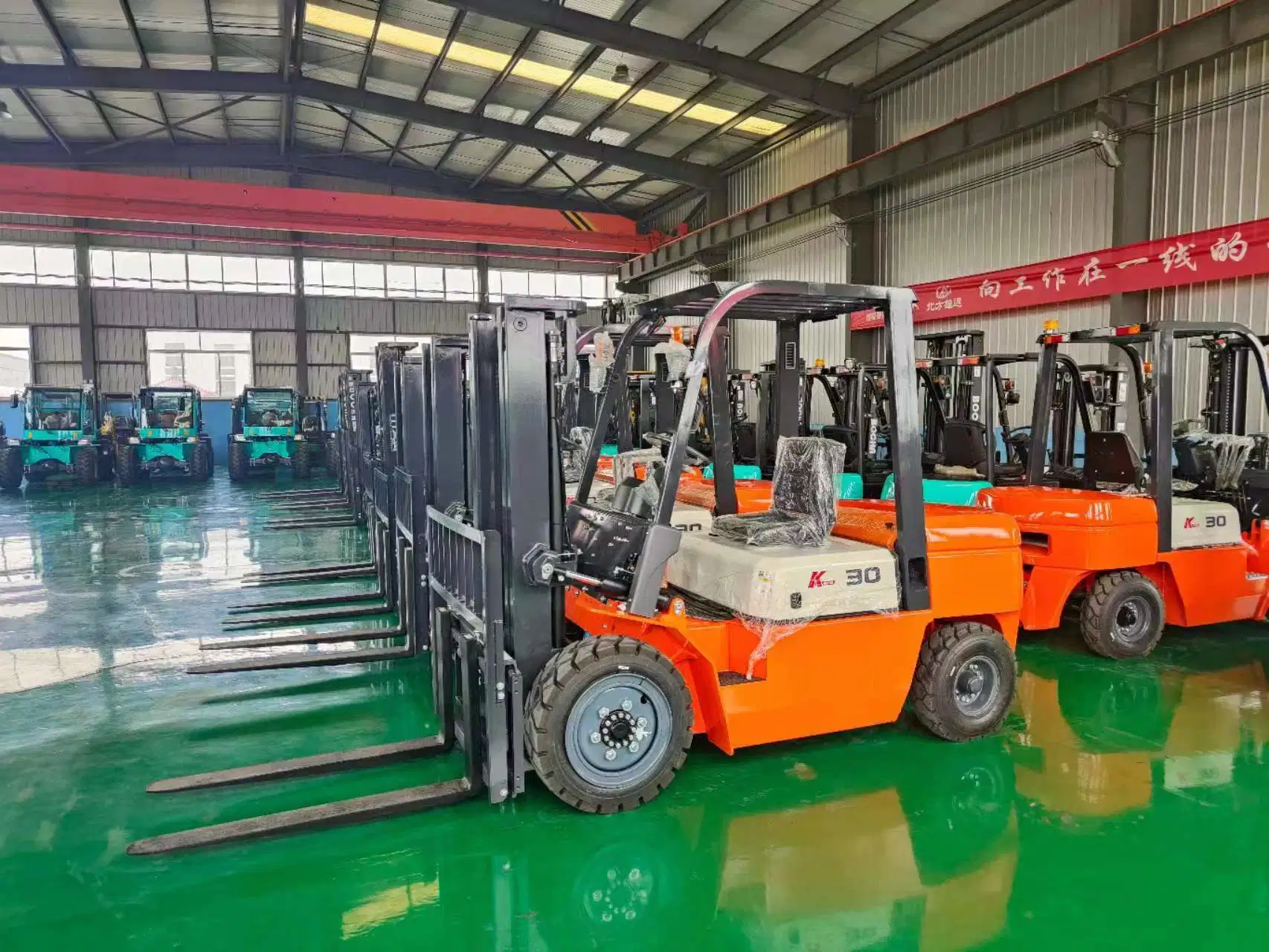 3 Ton Hydraulic Diesel Forklift Truck Diesel Fork Lift Truck Lifting Equipment 4m4.5m Lifting Height Material Handling Equipment Machinery Sideshift Solid Tyre