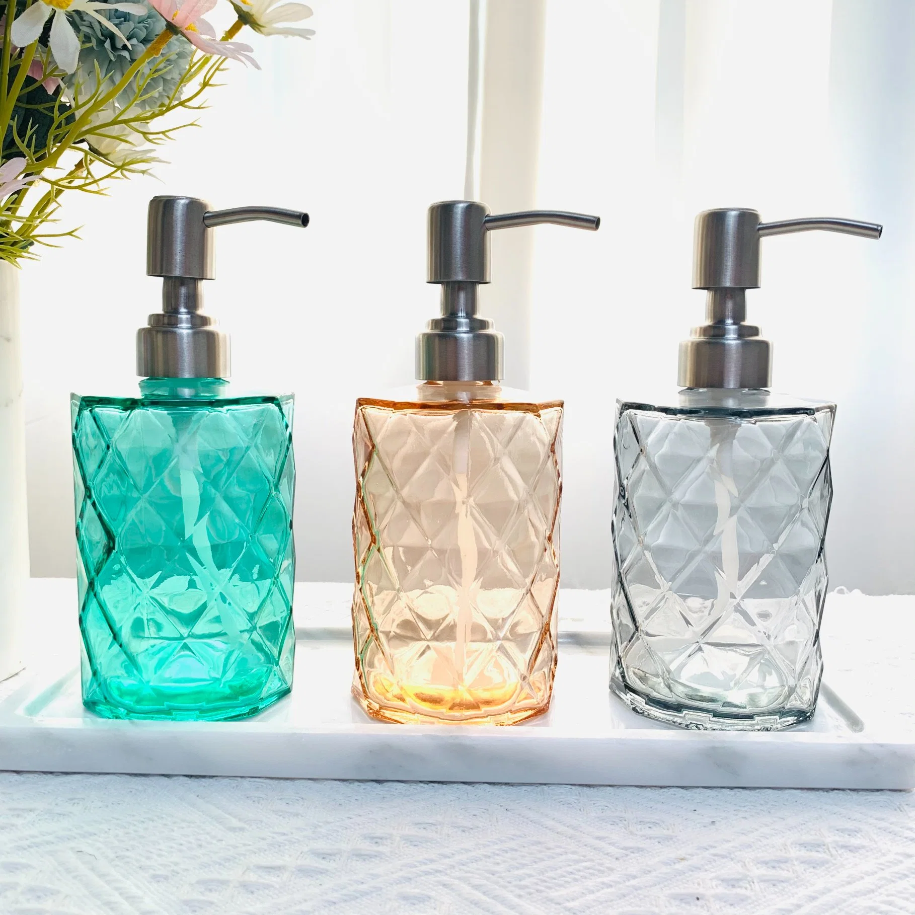 Wholesale New Design Clear Glass Decorative Liquid Soap Dispenser Household Squeeze Soap Dispenser Empty Lotion Pump Bottle 330ml