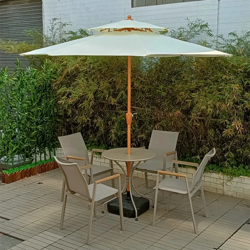 À la mode des couleurs de mobilier de jardin en bois de teck 9 PC de salle à manger Bois Plastique Tables et chaises empilées jeux de jardin