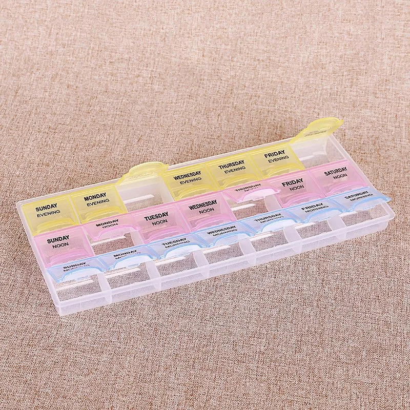 Les tendances 3 fois par jour 21 compartiments Pillbox Portable Case de médecine des voyages