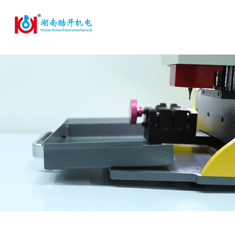 Ce and SGS Approved Universial Used Automated Computerized Portable Duplicate Key Code Cutting Machine Sec-E9 Car Key Copy Machine