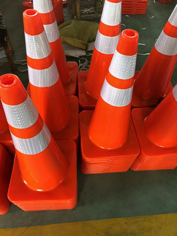 A fábrica de plástico de venda directa de 28'' do Cone de tráfego