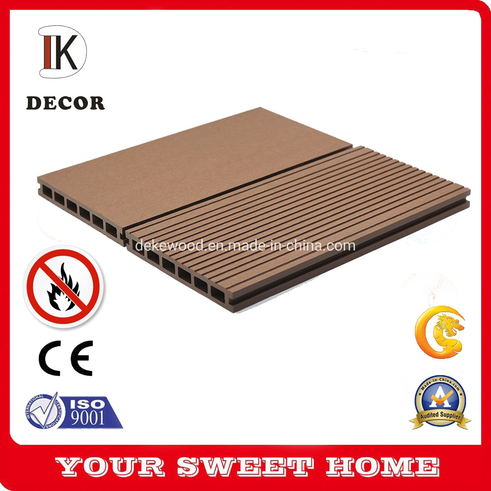 Building Material Waterproof Decorative Wood Plastic Composite with Ce