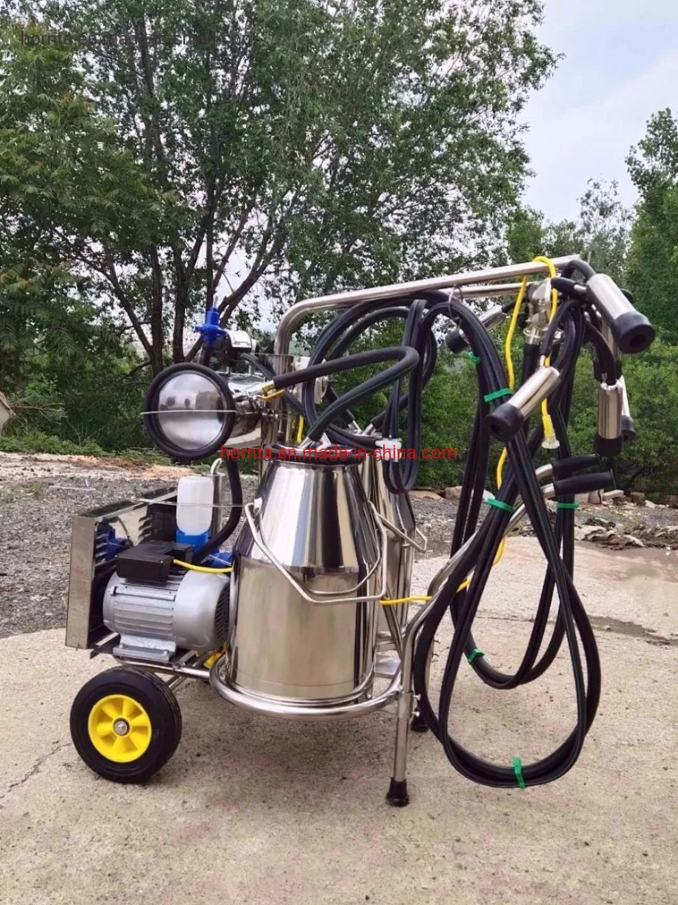 Portable Mobile Cow Milking Machine for Nanny Goat Cow Camel