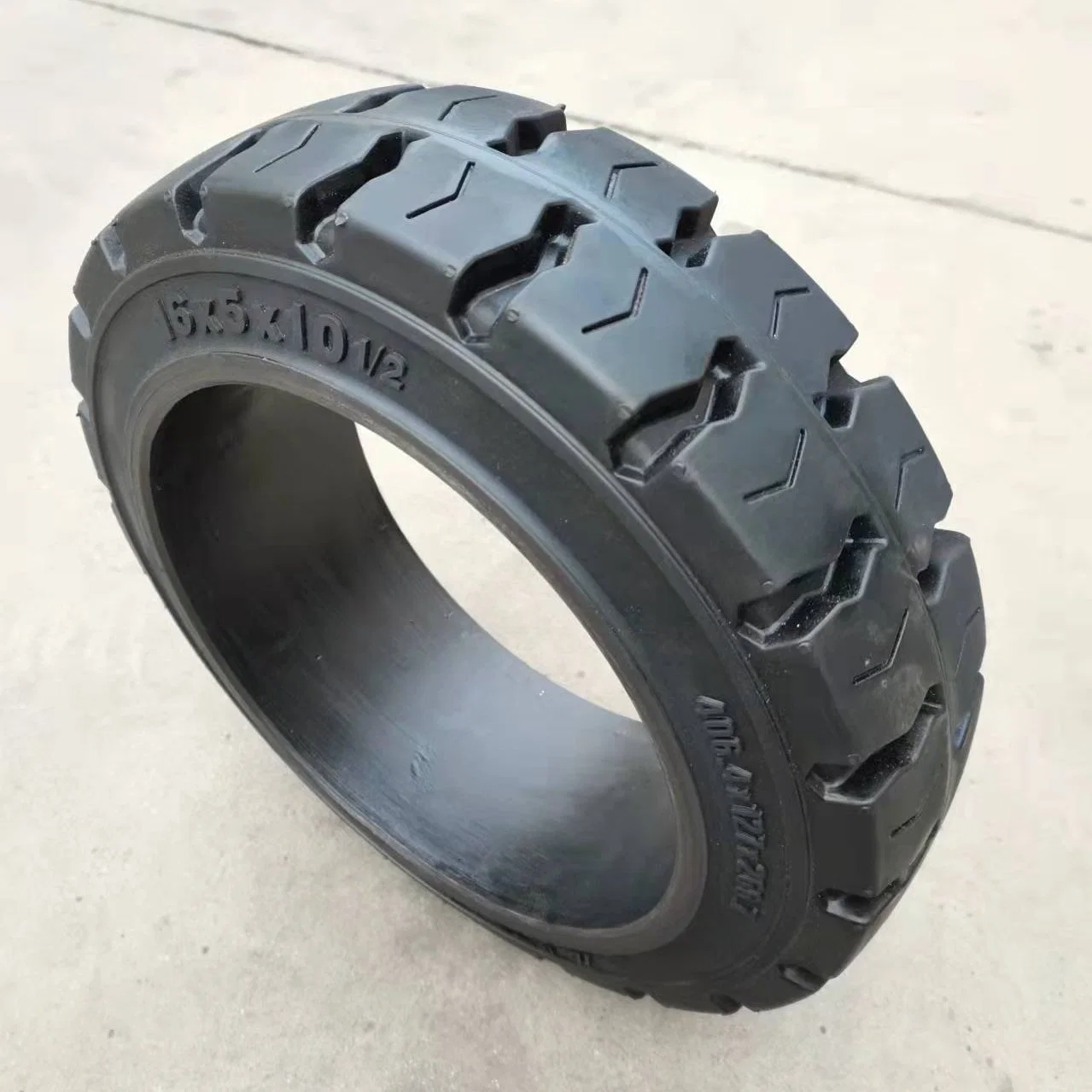 16X5X10 1/2 16X6X10 1/2 16X7X10 1/2 Forklift 16X5X10.5 Press on Solid Tire