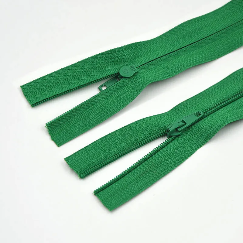 Nylon Zipper Roll 5# Invisible Zipper Plastic Long Chain Zippers for Garment