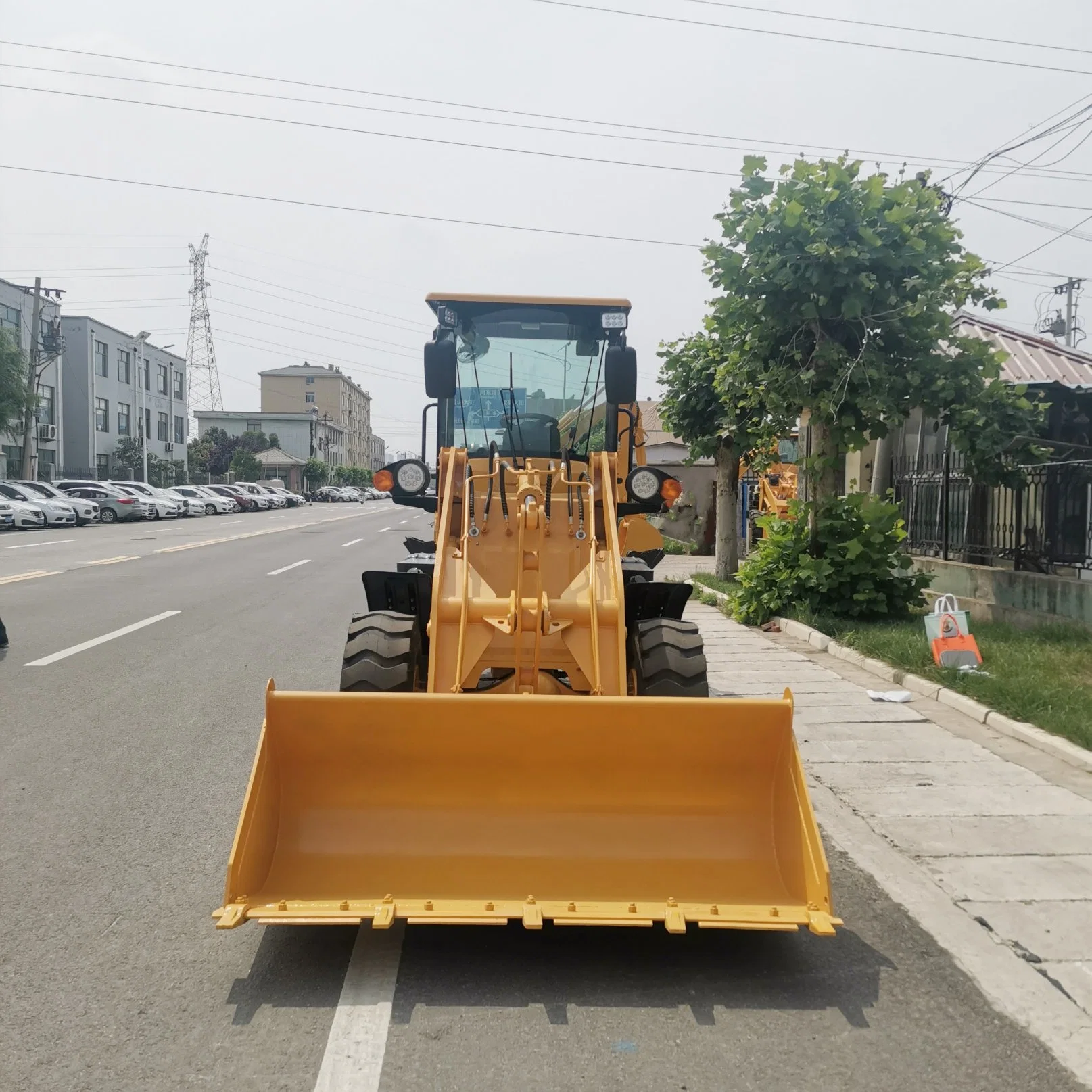 Прямая продажа на заводе колесных погрузчиков с обратной лопатой 4 WD 1 тонн 1.5 тонн 2 тонн 2.5 тонн с TUV CE