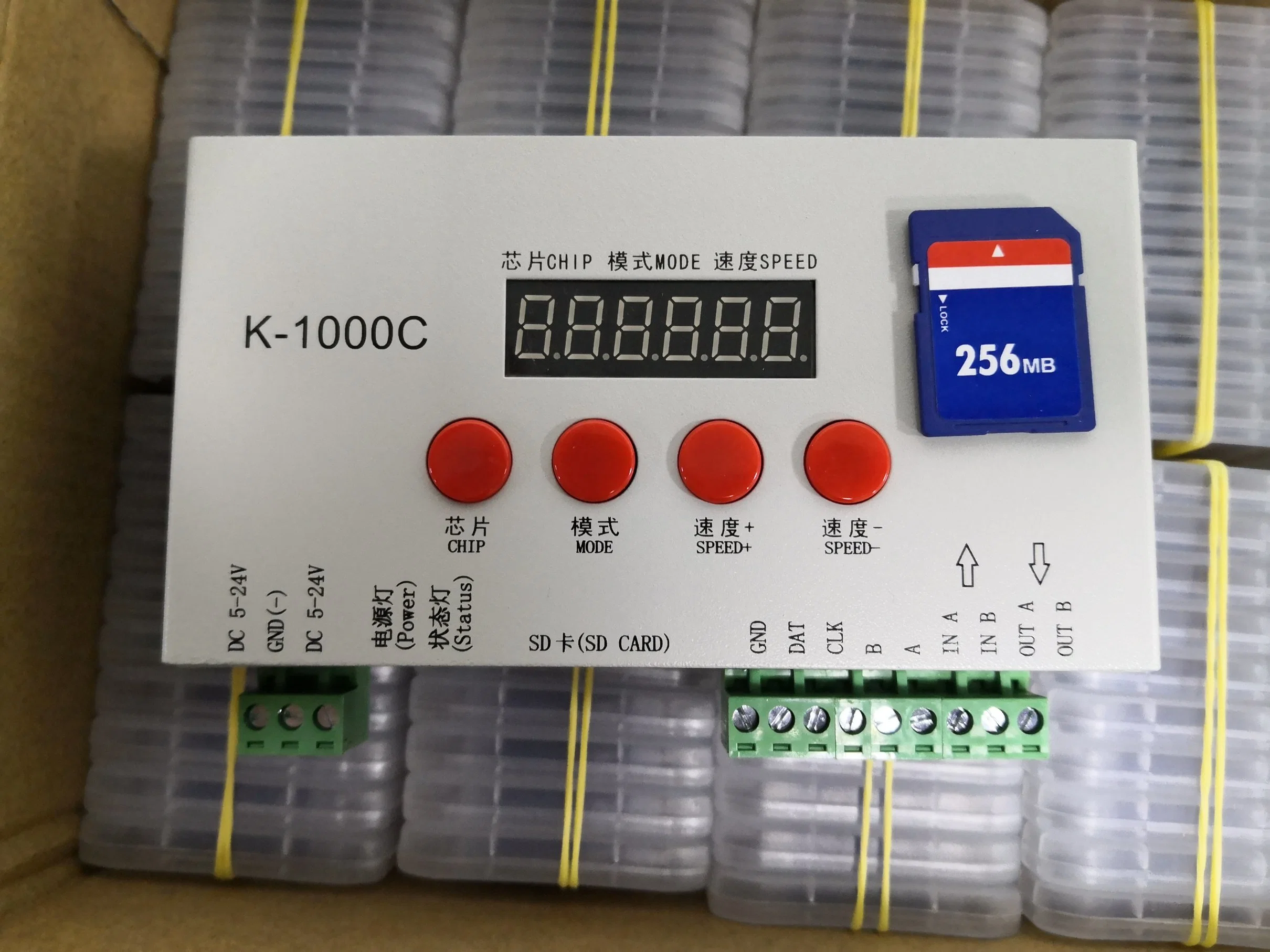 K-1000c DC5V~24V التحكم في منفذ واحد 2048 بكسل مع بطاقة SD العديد برنامج تشغيل LED للتحكم في أنواع IC