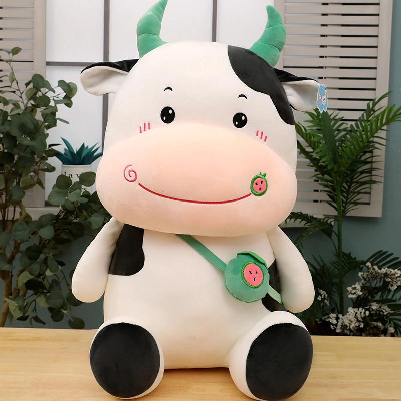 Wholesale/Supplier Promotion Gift Kids Toy Soft Stuffed Plush Cow with Strawberry Bag