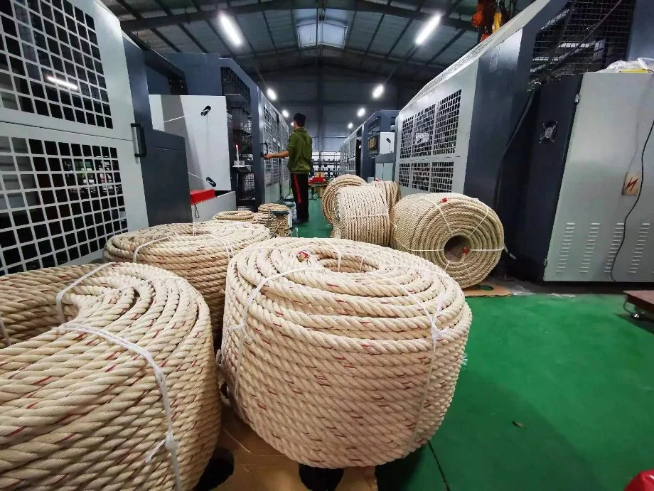 معدات زراعية لصناعة الحبل البلاستيكية PP Rope Baler TWine الماكينة