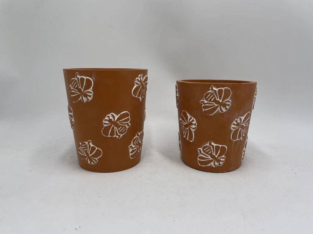 Hands Made Cement Planter Pot Flower Pot Garden Pot Textured Bee Pot in Terra Cotta Finish