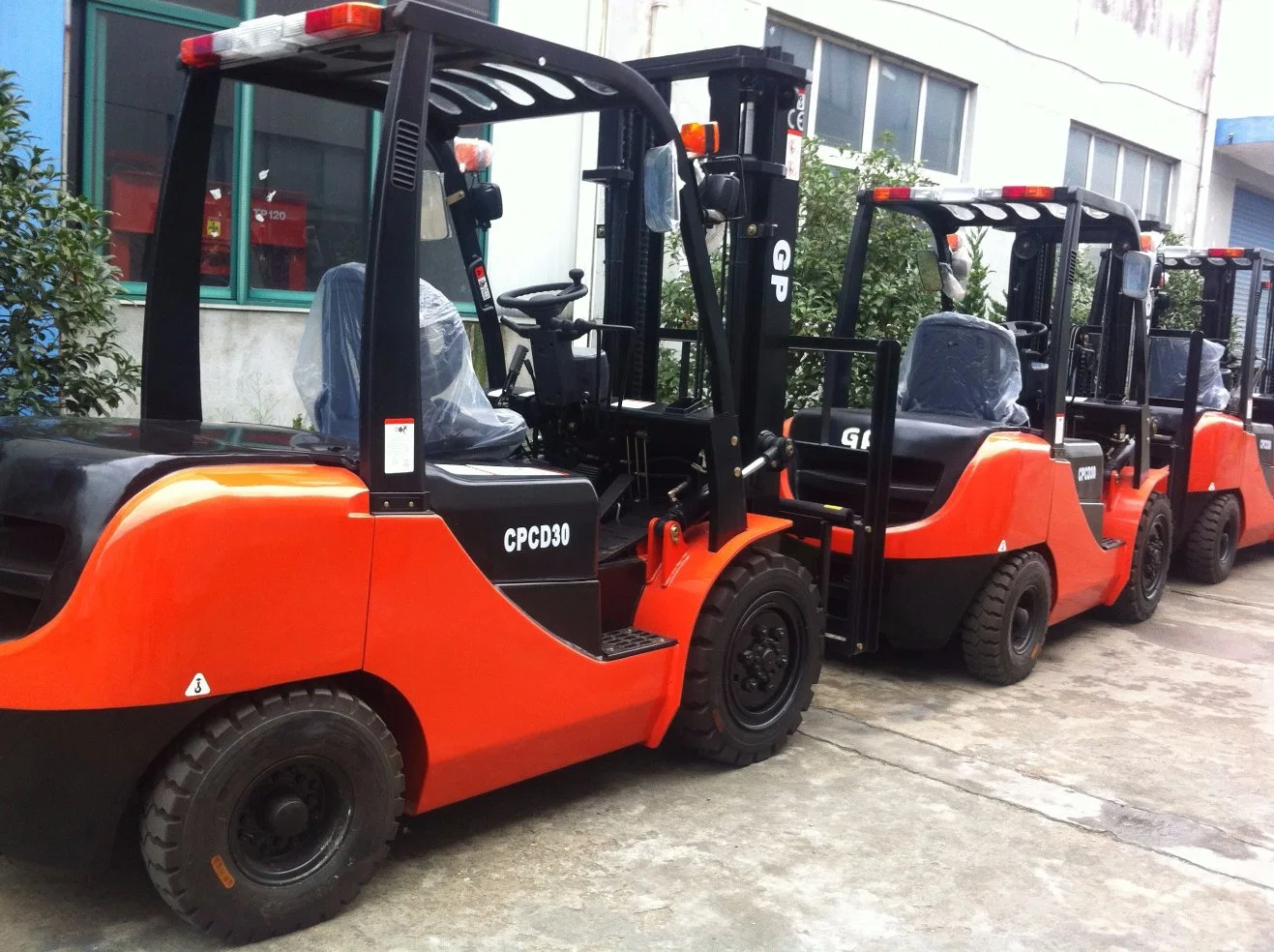 Four Wheels 1.5t 2t 3m 4.5m 5m 6m Battery Operation Electric Forklift