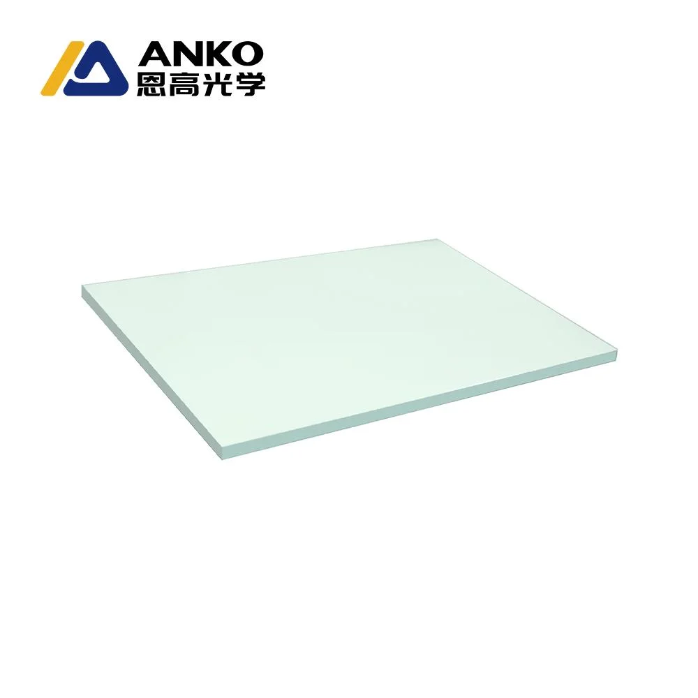 Hardened, Wear-Resistant and Weather-Resistant (UV resistant) 90% Polycarbonate Board with High Light Transmittance