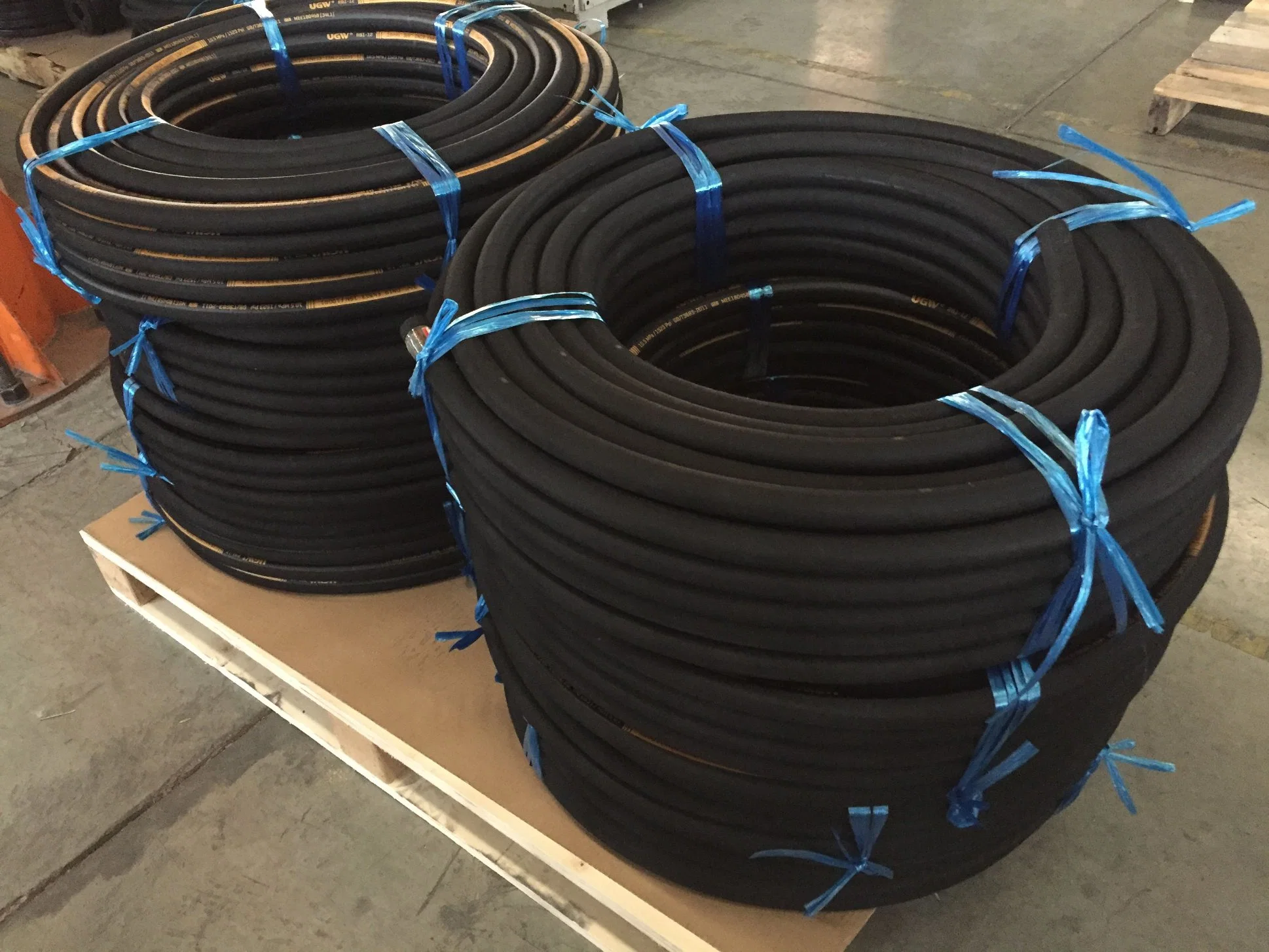 High quality/High cost performance  Air Water Hose Fiber Steel Wire and Fiber Braided Reinforcement Hydraulic Hose Pipe for Oil/ Water/ Air