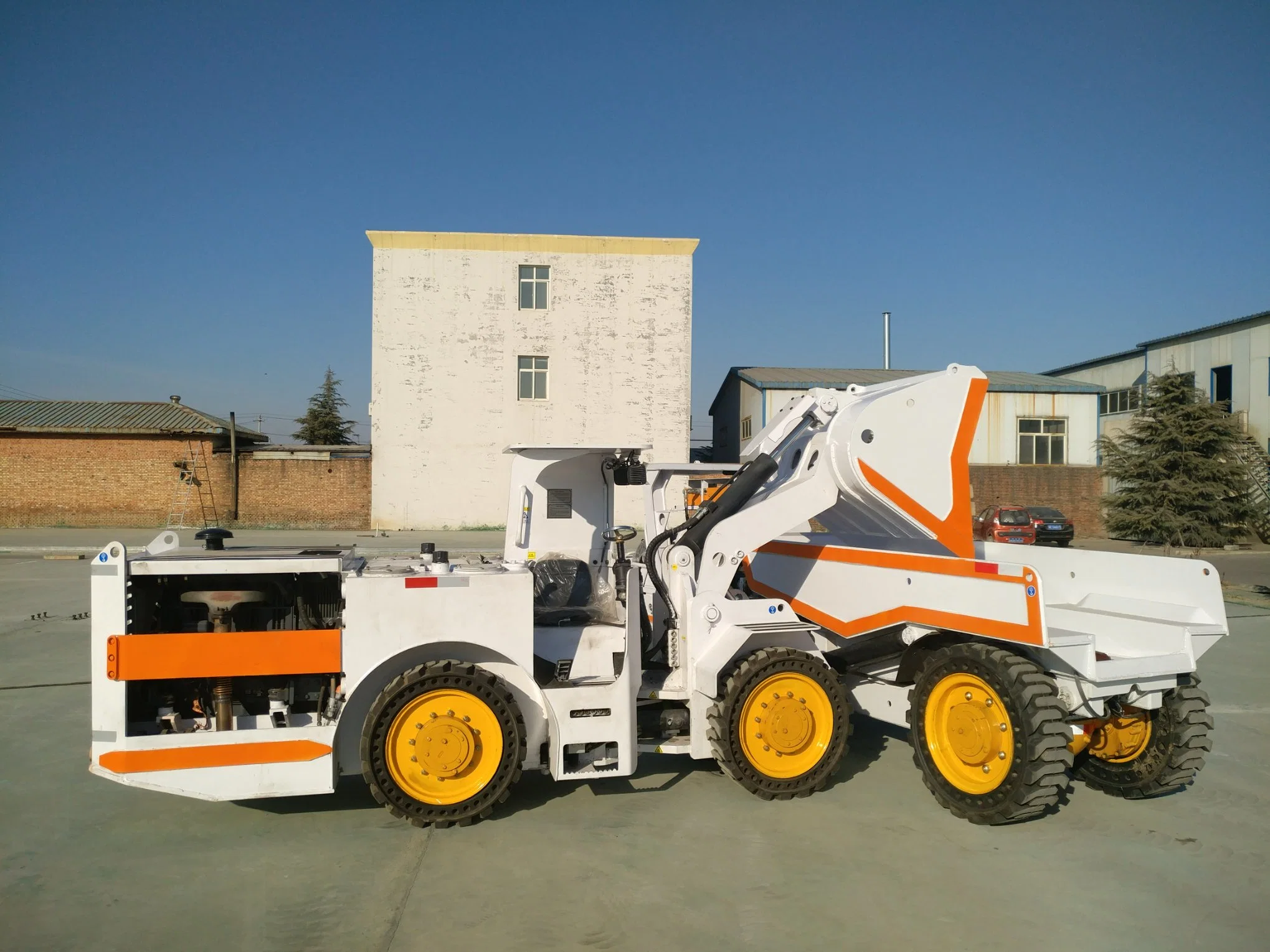 L'exploitation minière de camion à benne Diesel TT208 avec ce matériel minier souterrain robuste chariot bas profil