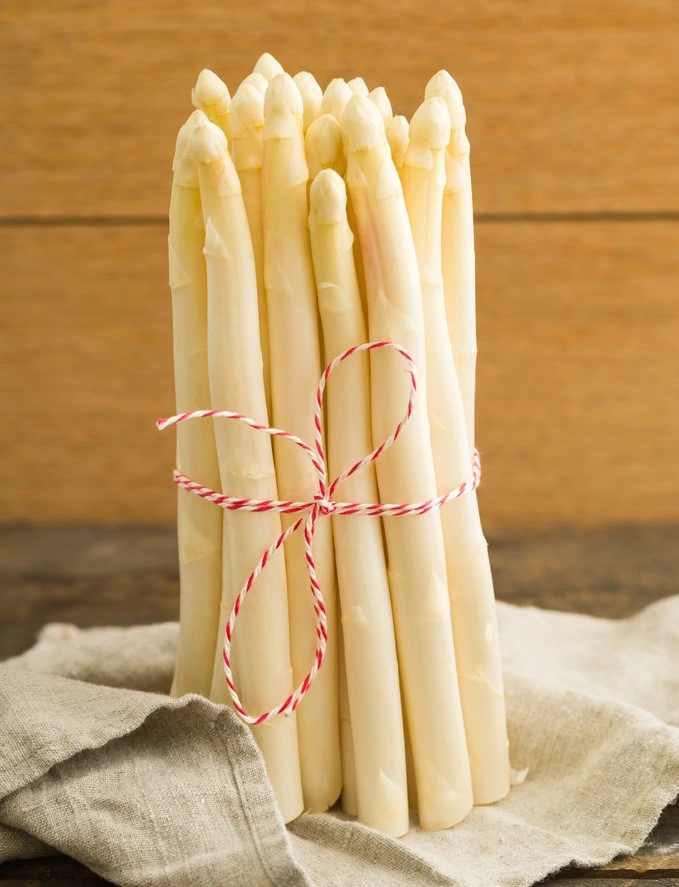 Pickled Snow White Asparagus in Can 800g