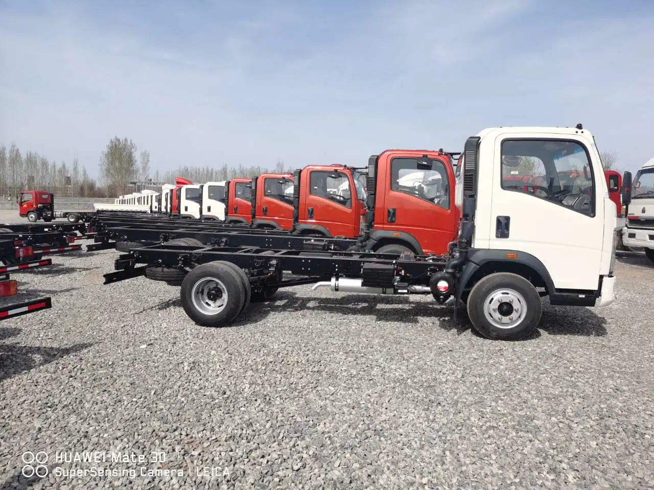 Sinotruck HOWO Dongfeng Jmc 4X2 4X4 5tons Preço de Caminhão de Carga Leve Mini Pickup