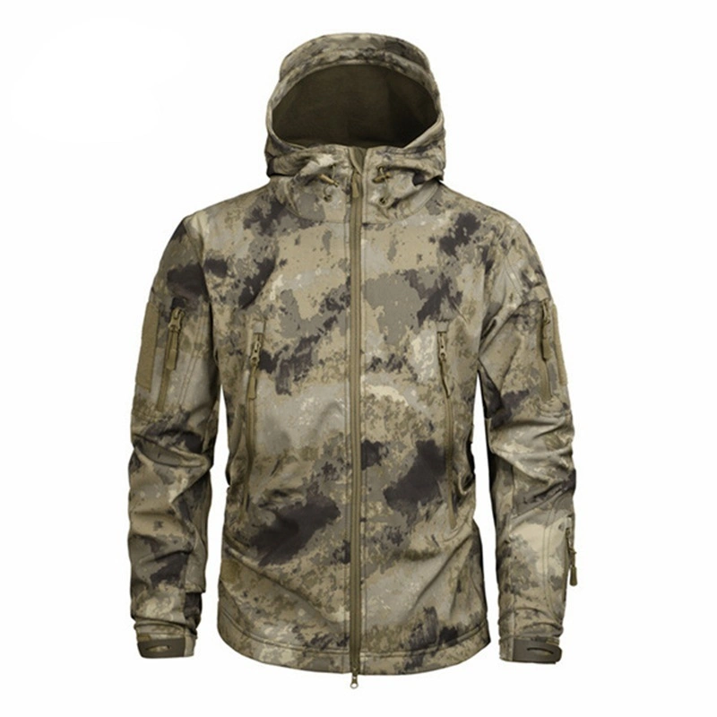 OEM Service Camo Design Breathable Windproof Softshell Garment