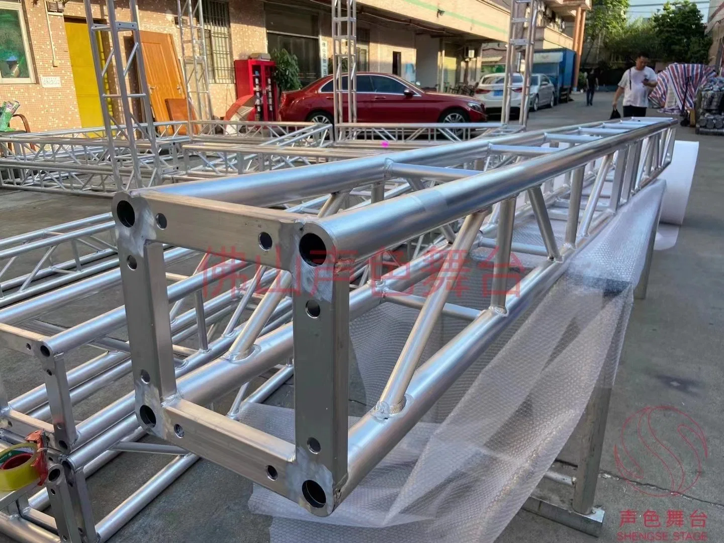 Aluminium Bühne Dach Zelt Bolzen Truss Beleuchtung Show Square Truss Für Konzerte