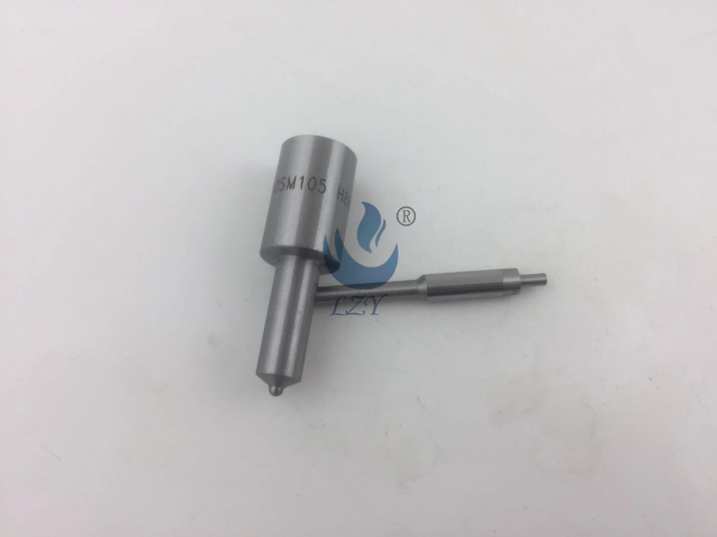 Diesel Engine Parts Fuel Injection Nozzle Dlla150sm105