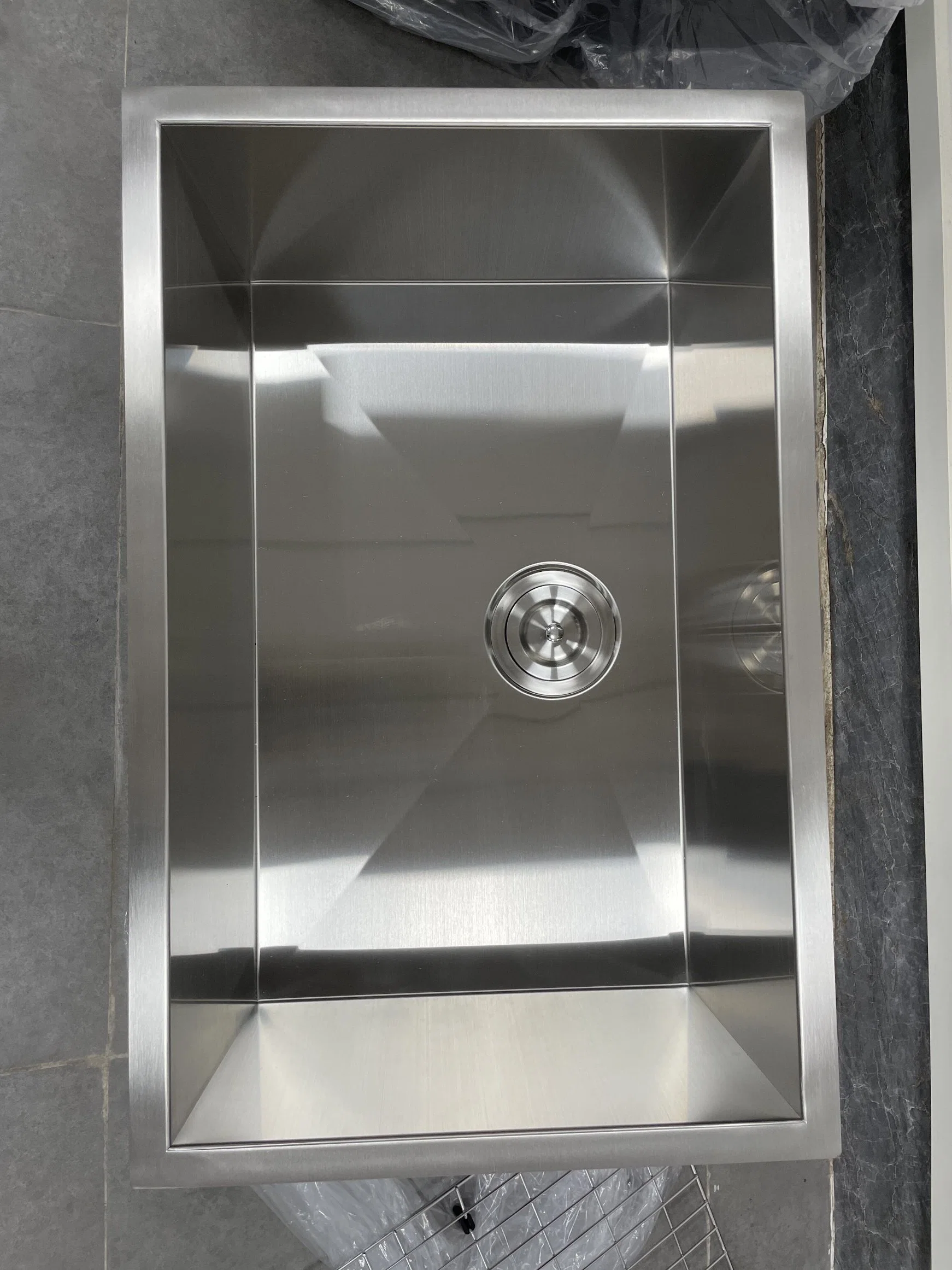 Handmade Single Bowl Stainless Steel Kitchen Sink