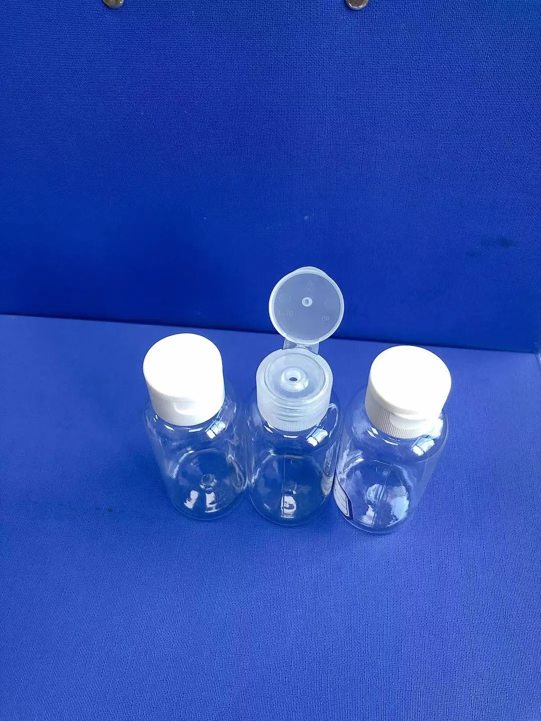 Cap of Bottle Plastic Cap Lucky to Cover Natrue Colour Cap White Cap with Pet Bottles