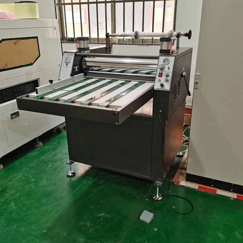 AC220V 50/60Hz 4kw Film Laminator Roll to Sheet Laminating Machine