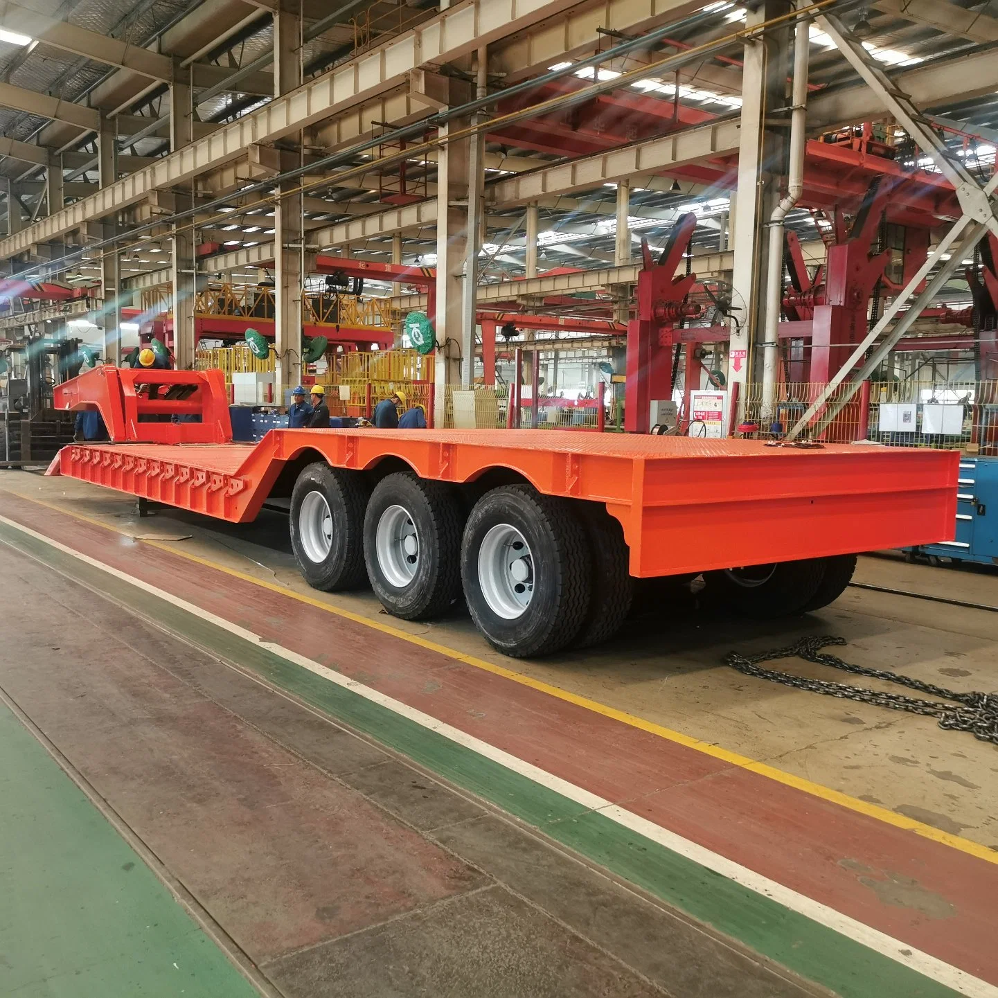 Construction Machinery Front Load Lowbed Semi-Trailer Factory