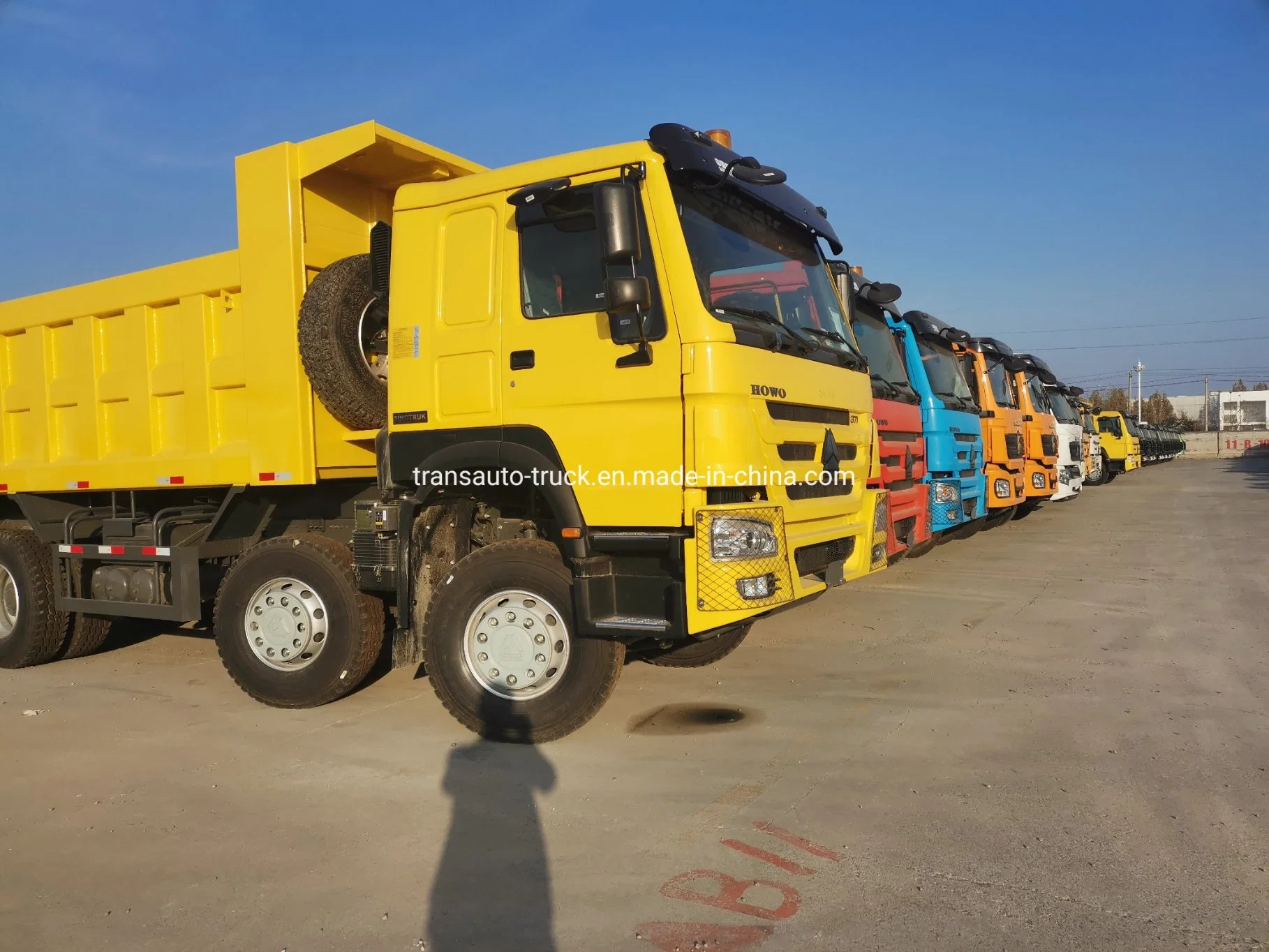 Sinotruk Heavy Duty 12 Wheels 8*4 40t-50t HOWO Dump Truck