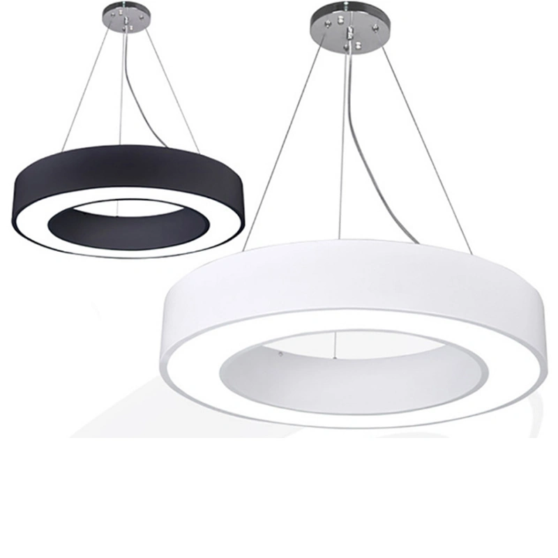 Lampe suspendue moderne en cercle rond à LED pour salle de sport.