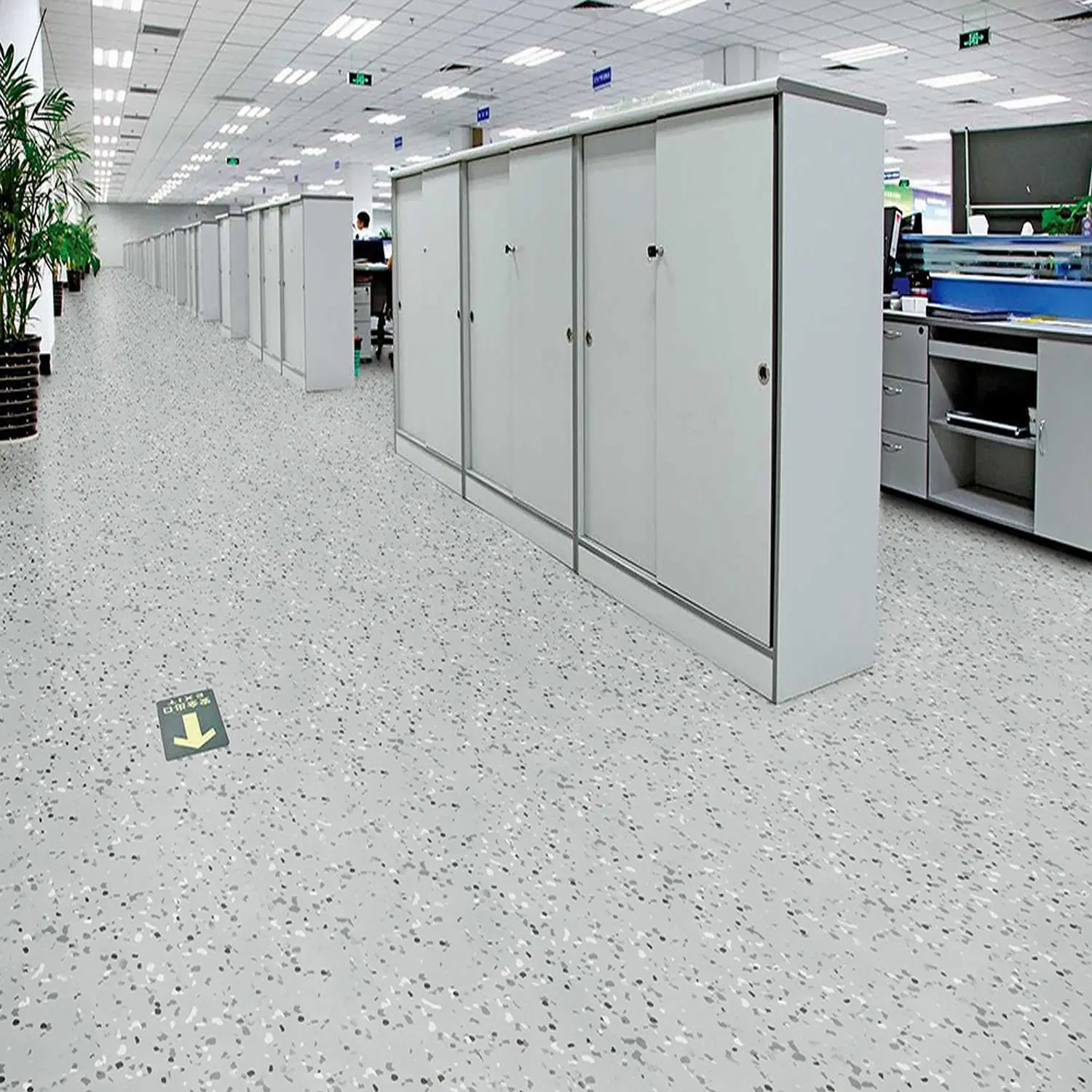 Professional Conductive Anti-Static Vinyl ESD PVC Floor Tiles Mat