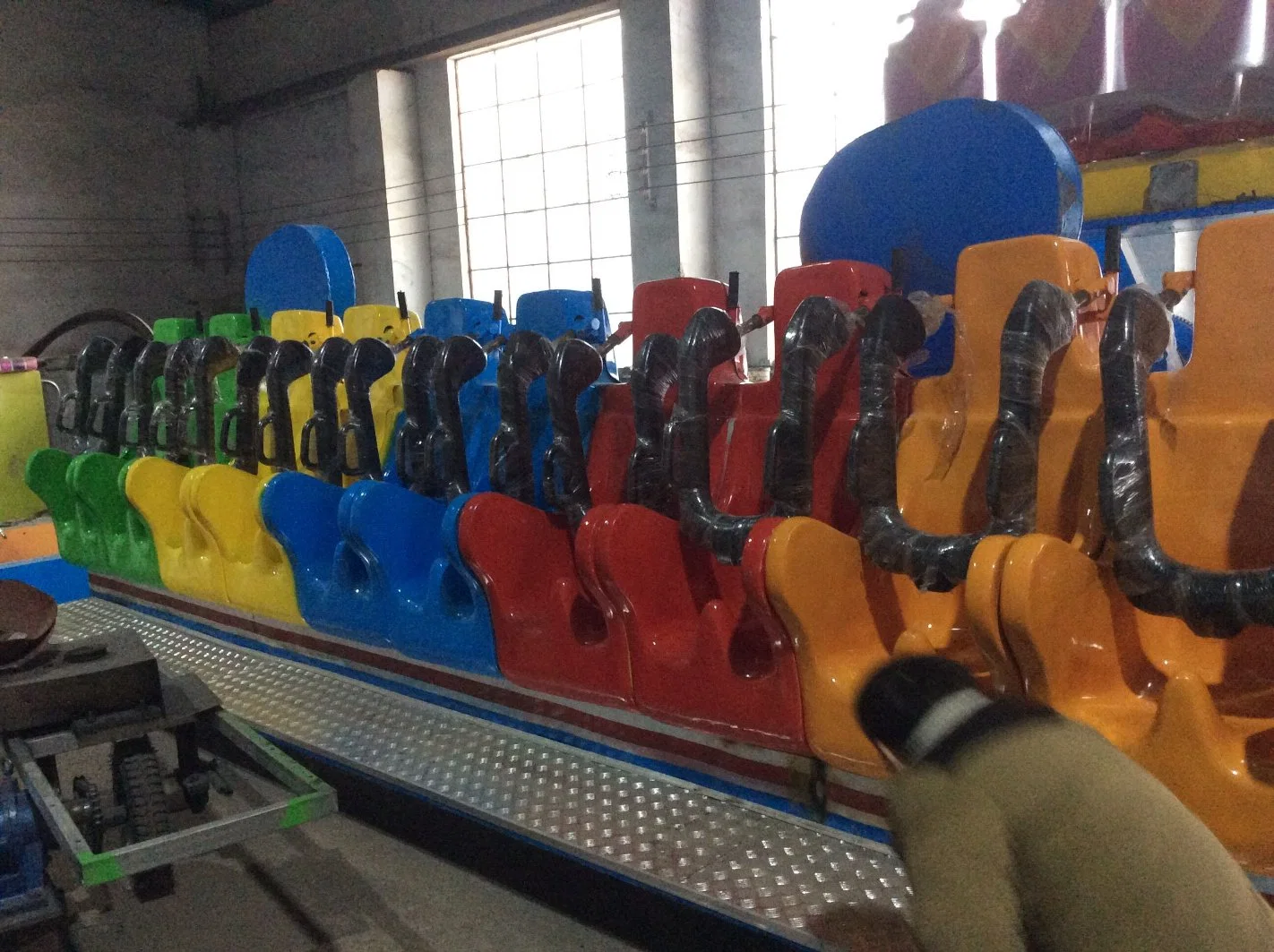 Park Outdoor Playground 20 People Rock Row Direct Factory Price for Sale Amusement Equipment