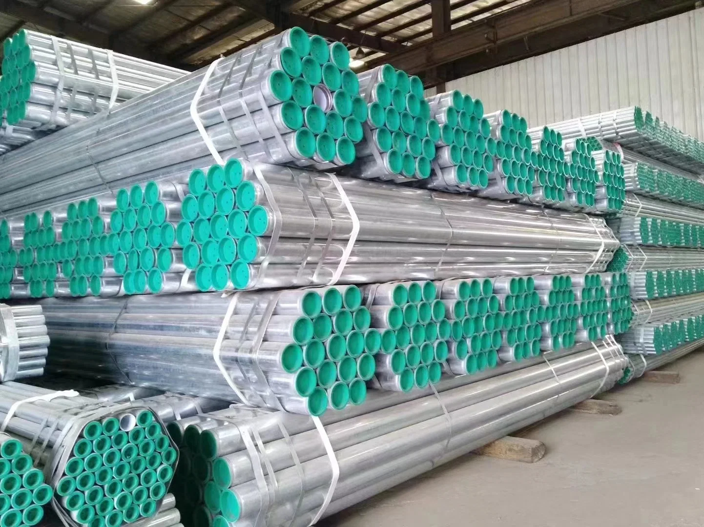 API5l X42, X46, X52 Welded Steel Pipe Gas Oil Pipe Line Spiral Welded Pipe Carbon Steel Pipe/Anti-Corrosion Steel Pipe