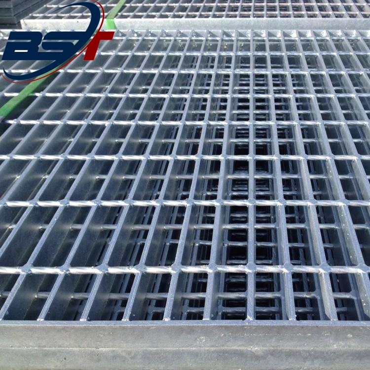 Good Quality Sidewalk Drain Grate Road Drainage Steel Grating