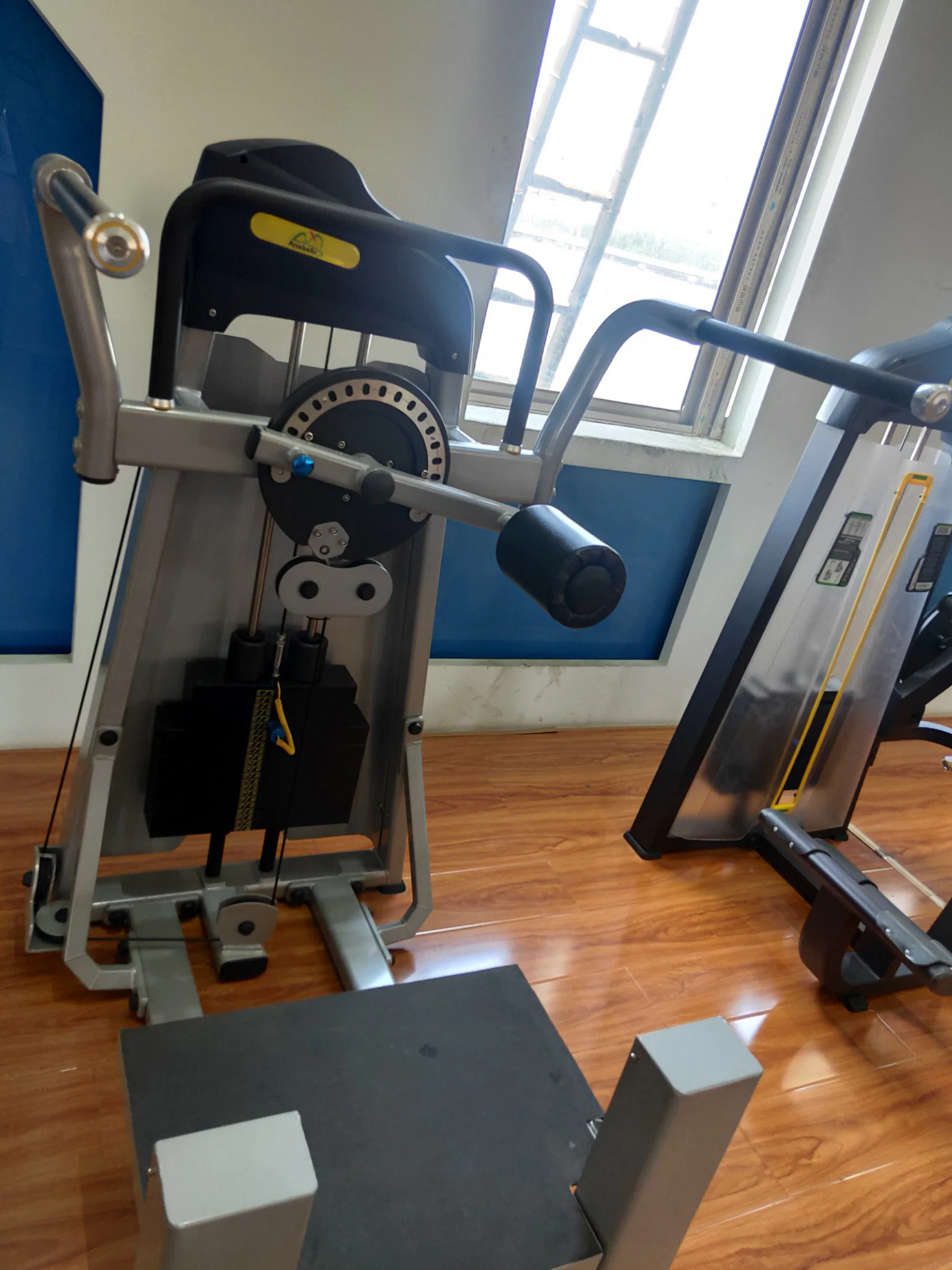 Fábrica de Dezhou Gym Fitness Multi-Hip equipamiento para uso comercial (AXD-5011A/B)