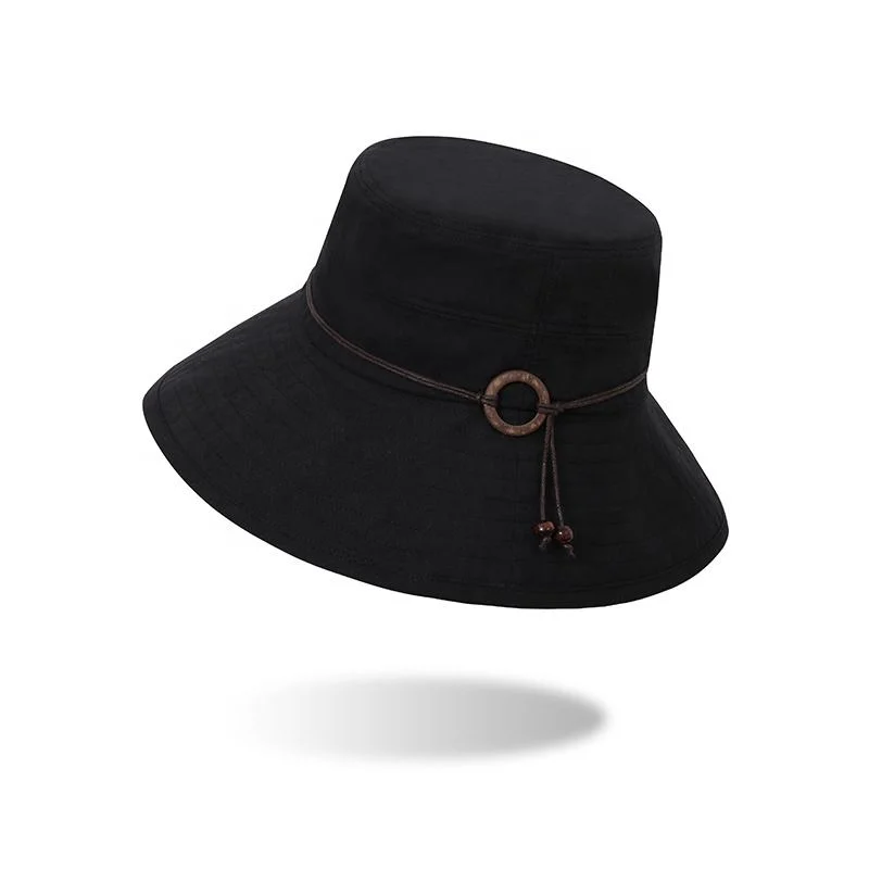 Prix de gros femmes large bord Lady Sun Hat avec corde Casquette d'été noire tissée, bonnets noirs