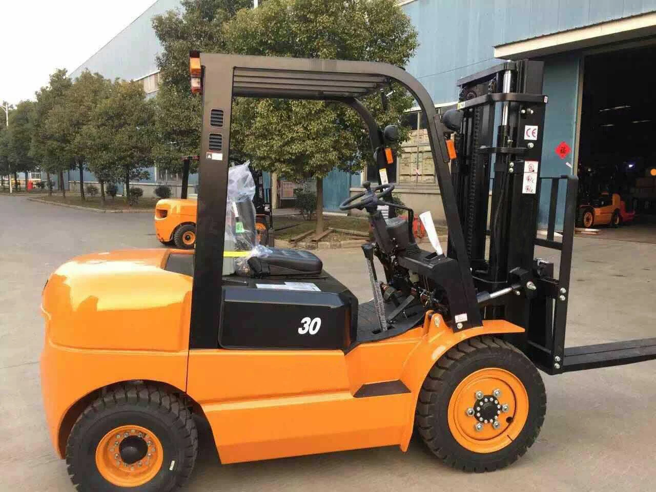 2.5 Ton New Condition Diesel Forklift Truck