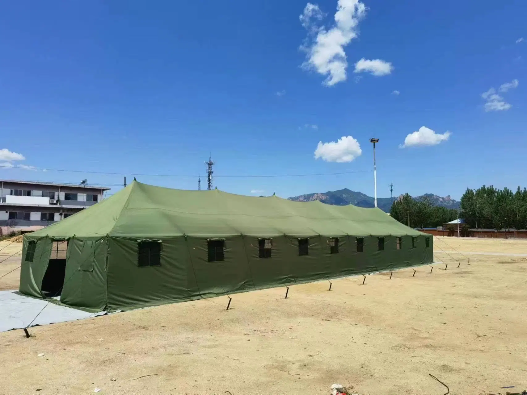 خيمة الجيش الماركي - خيمة اللاجئين - خيمة التمويه - خيمة الإغاثة من الأمم المتحدة - خيمة عسكرية