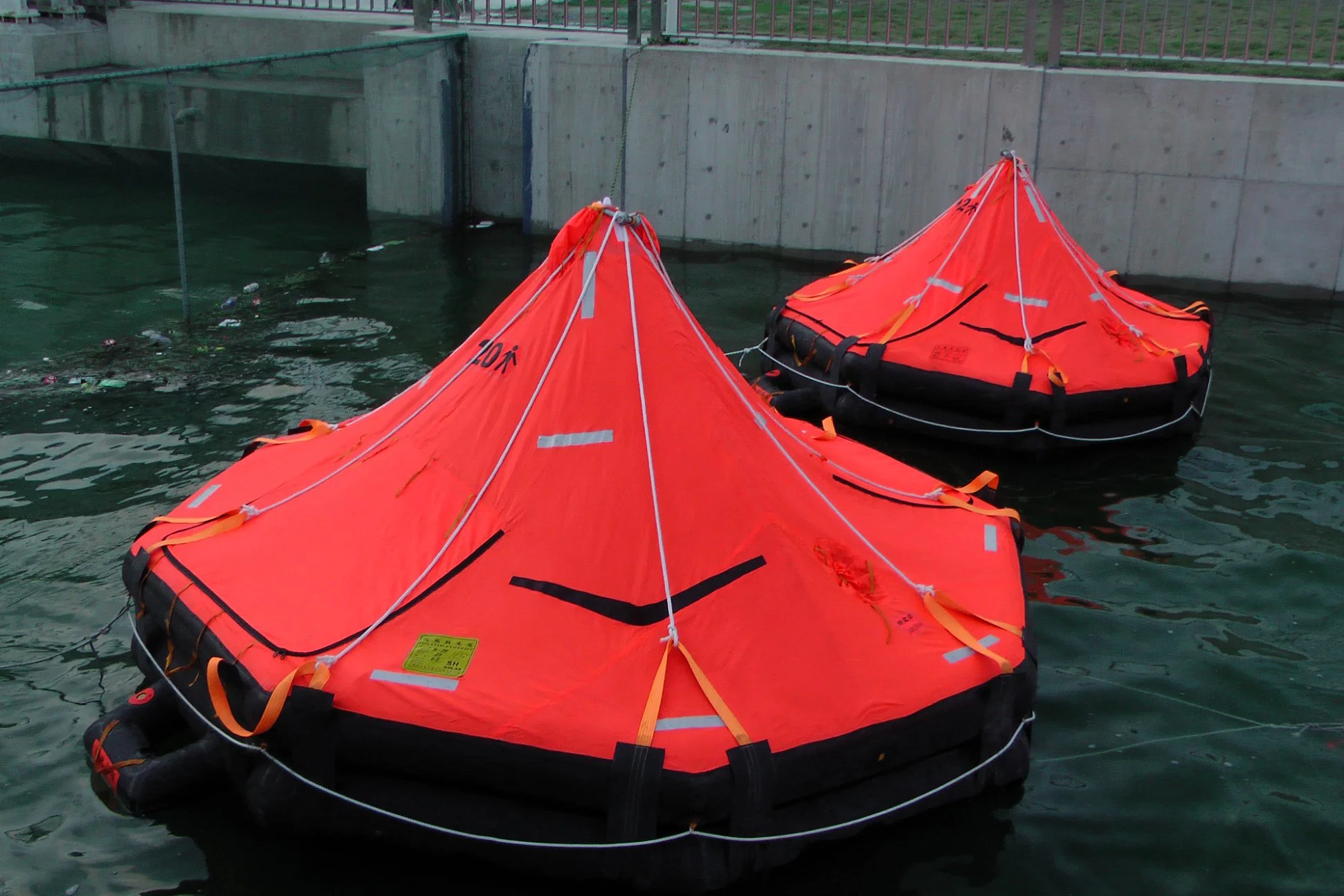 Solas Approved Davit-Launched Inflatable Life Raft for Lifesaving