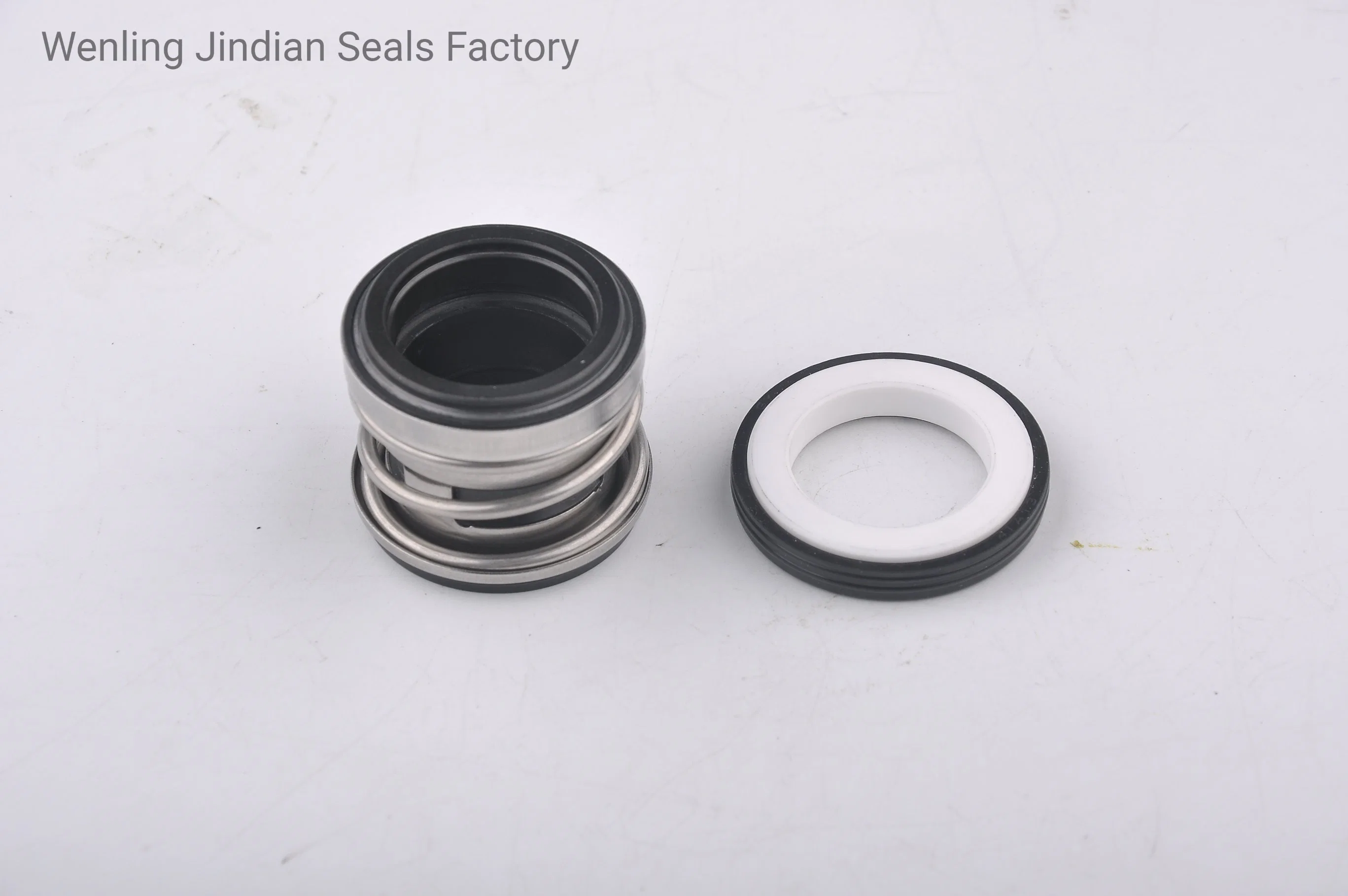 Light 104-18 Carbon Graphite Silicon Carbide Fluororubber Pump Mechanical Seal