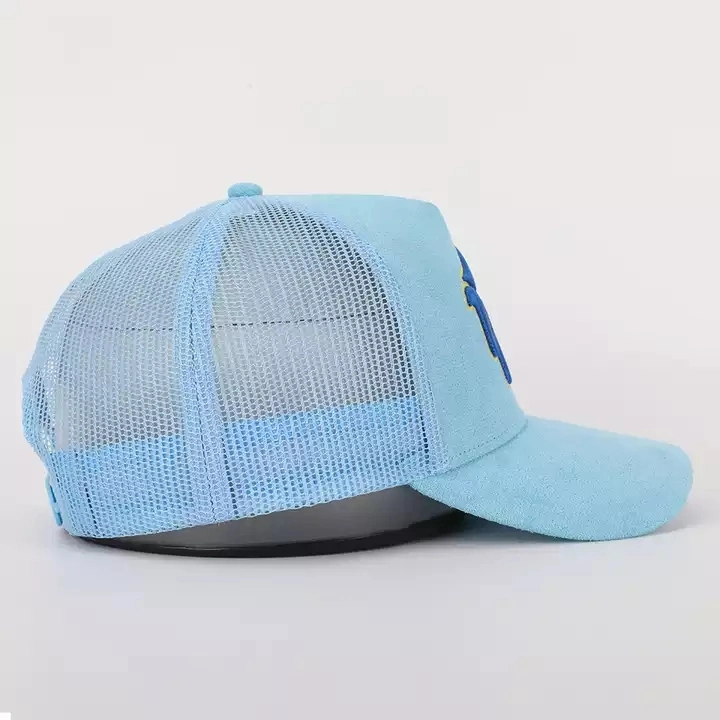 Mayorista/Proveedor Custom de alta calidad Moda 5 Panel hombres mujeres 3D Bordado Logo malla Snap Back Gorras Sky Blue Suede Trucker Gorra