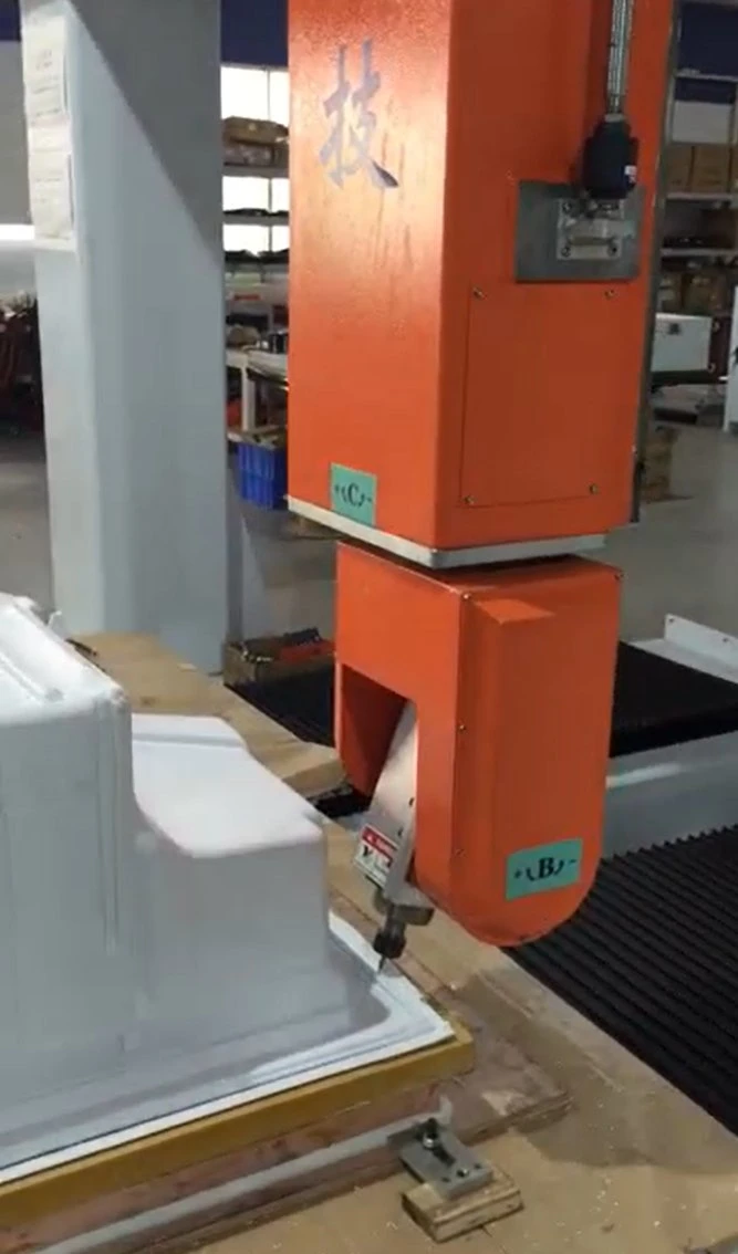 Routeur CNC 5 axes RBT pour couper la voie lourde thermoformée Pièces avec mode d'apprentissage