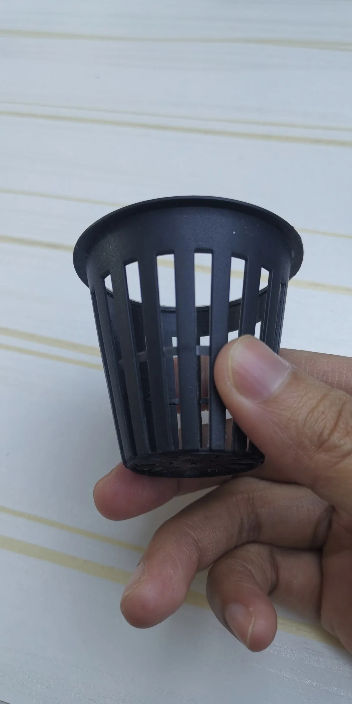 Strong Hydroponic Grow Pot Plastic Garden Pots for Sale