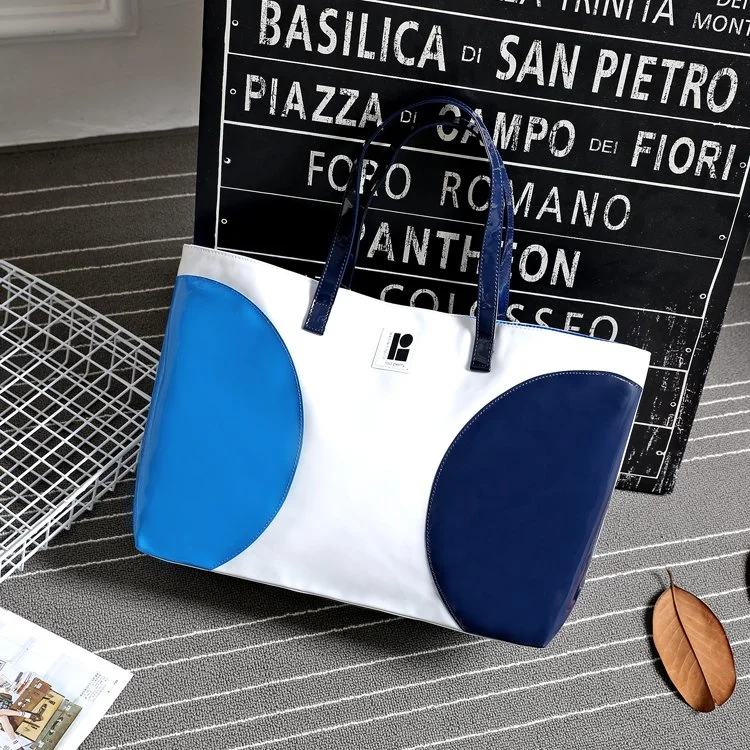 Cuero de PVC de documentos de color blanco medio grande y azul personalizado Bolsa de mano de compras