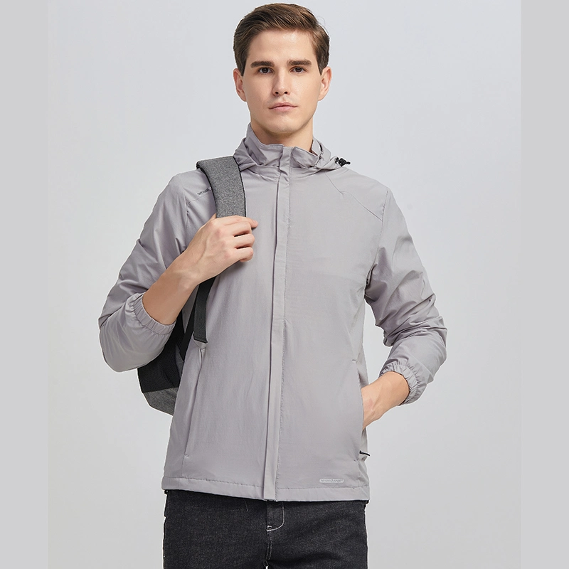 Männer Leichte Regenjacke Wasserdichte Regenjacke Verstaubare Kapuze Windbreaker Outdoor