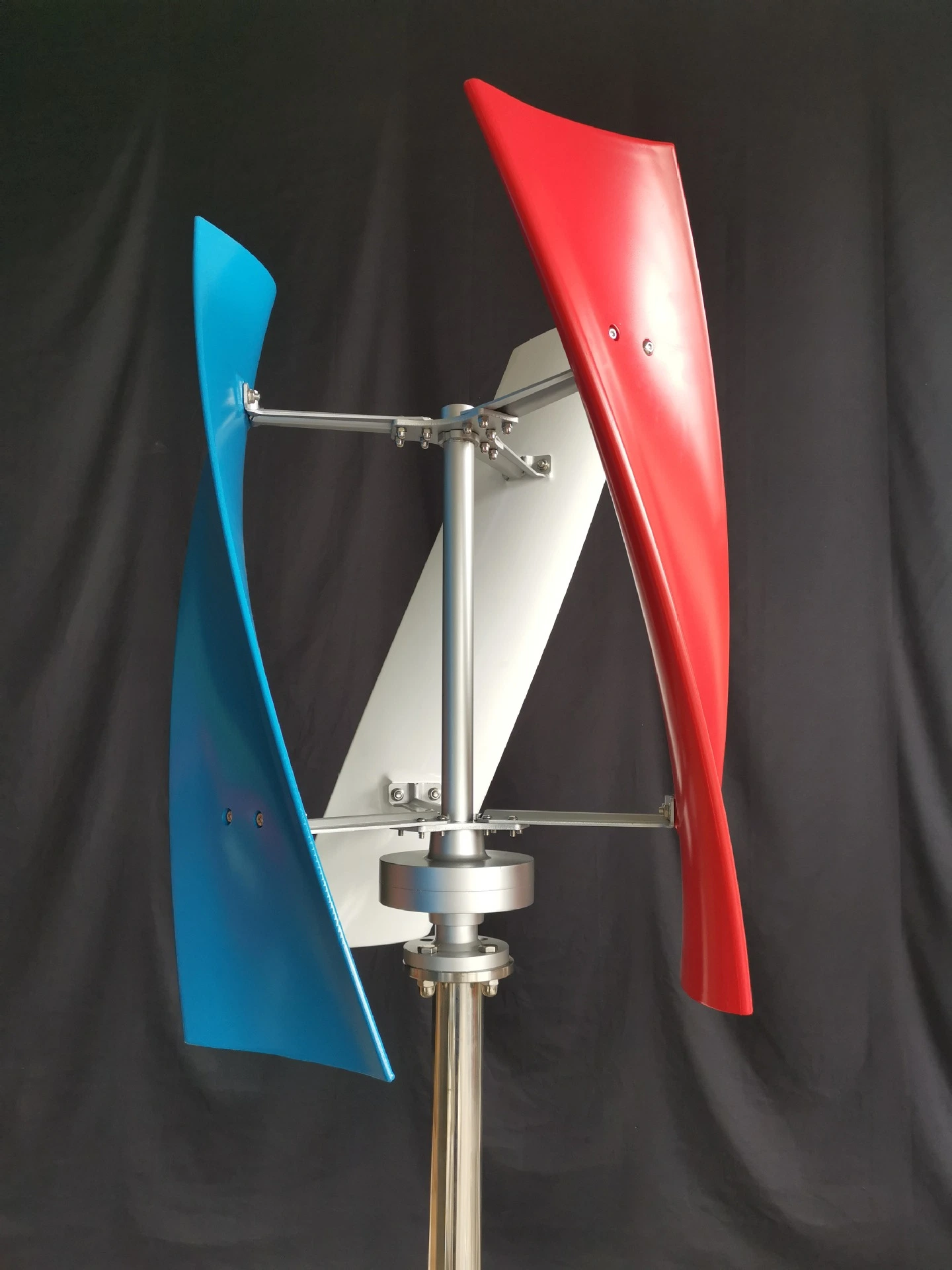 Three Phase 220V 380V Alternative Energy 5kw Vertical Axis Wind Turbine Generator