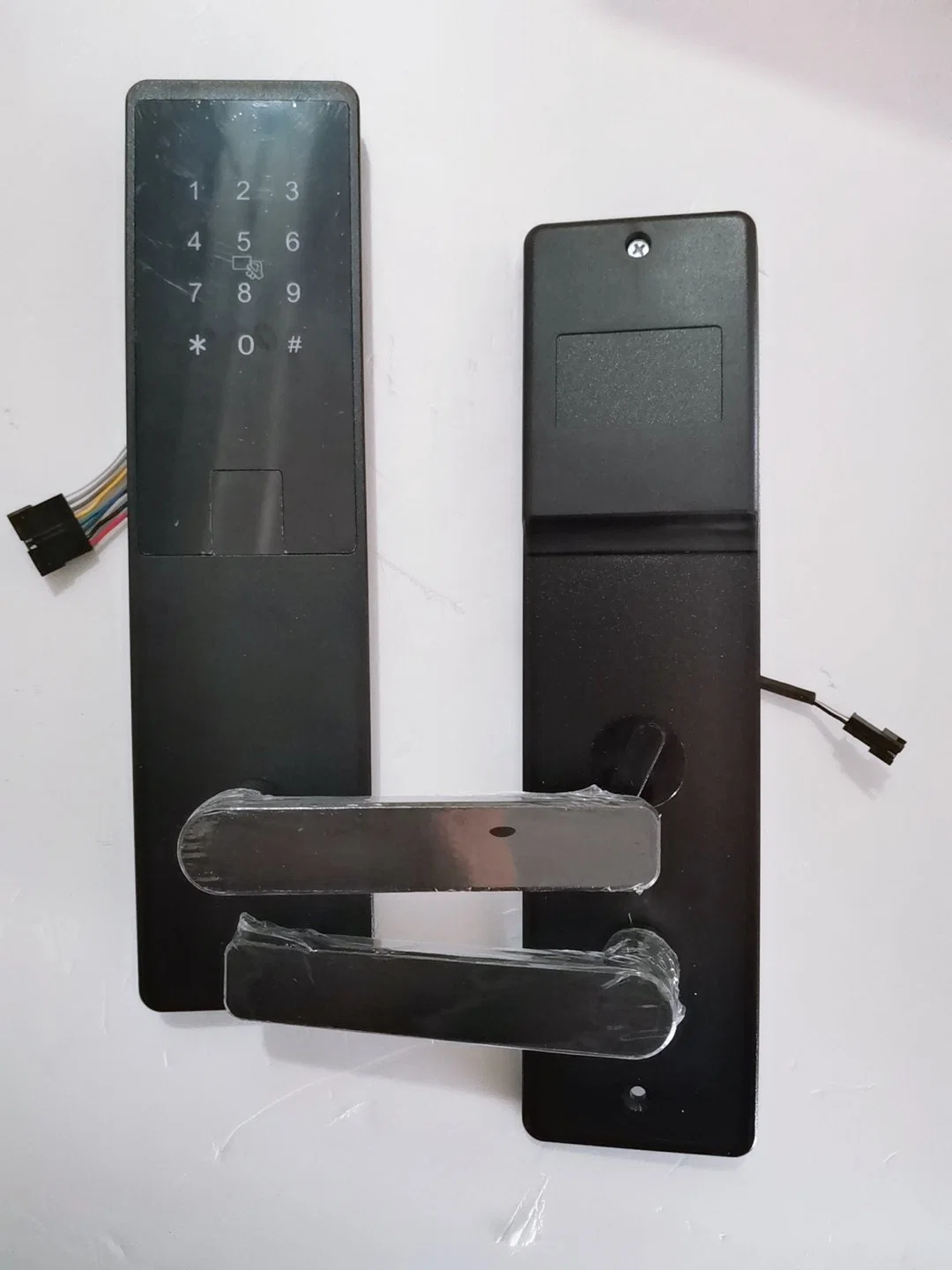 Electronic APP Control Remote Password Safe Door Lock