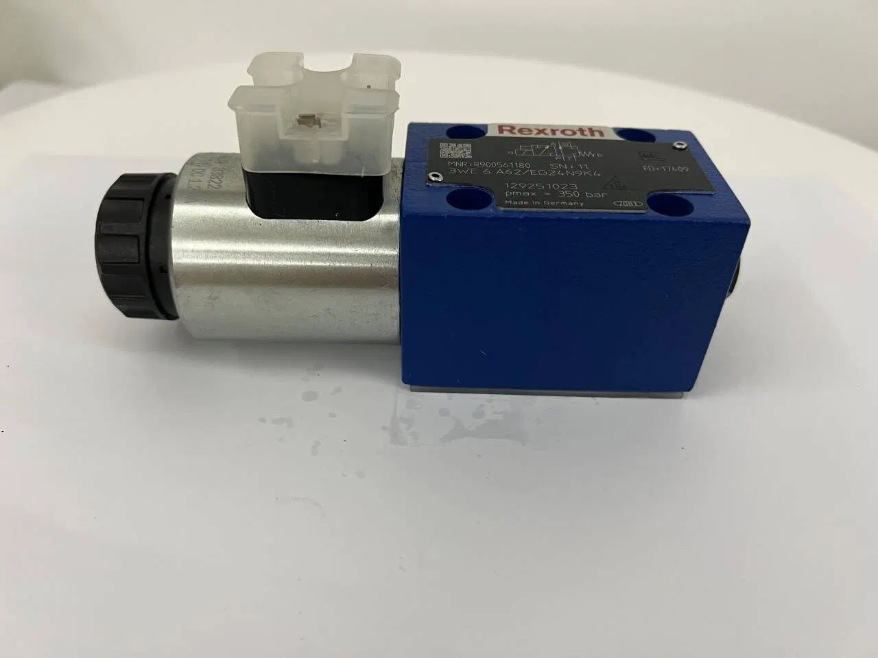 Válvula hidráulica de control accionada por solenoide Rexroth serie 3WE 4we