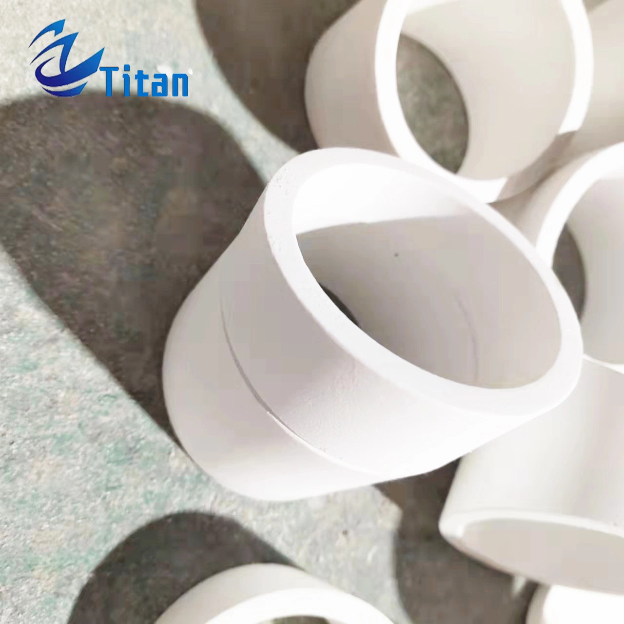 Hohe Zähigkeit Weiß Zro2 Zirkonia/Aluminiumoxid-Keramikrohr Baumaschinen