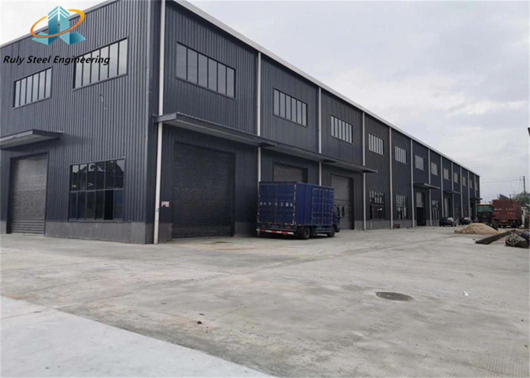 Prefabricated Low Cost Steel Structure Building with Sandwich Panel for Warehouse/Workshop/Plant